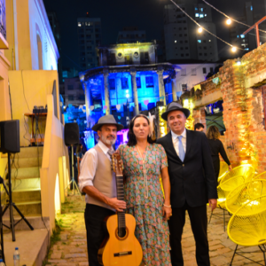 Oficina Afetiva  Música e Meditação no Escuro Trio Trovadores Urbanos + convidado PJ